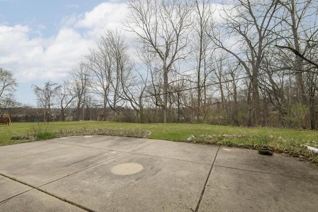 W160N8462 Donald COURT, Menomonee Falls, WI 53051