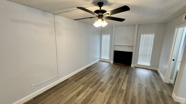 5616 Boca Raton Boulevard 238, Fort Worth, TX 76112