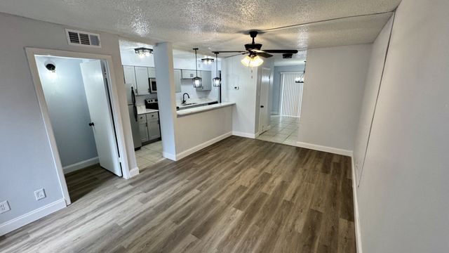 5616 Boca Raton Boulevard 238, Fort Worth, TX 76112