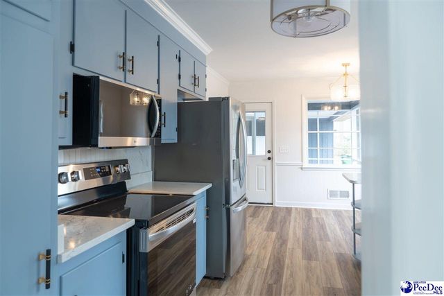 1815 Hampton Dr, Florence, SC 29505