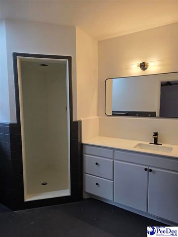 1815 Hampton Dr, Florence, SC 29505