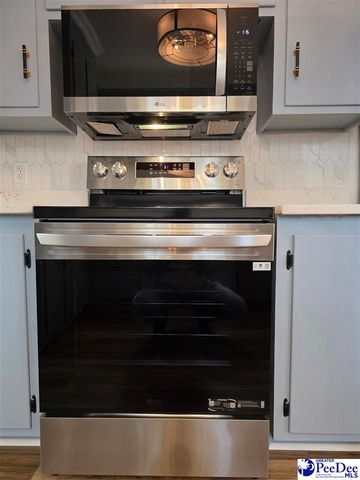 1815 Hampton Dr, Florence, SC 29505