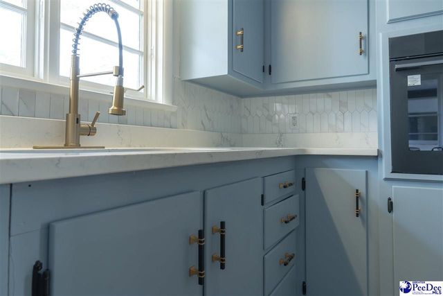 1815 Hampton Dr, Florence, SC 29505