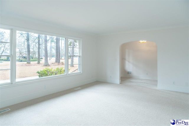 1815 Hampton Dr, Florence, SC 29505