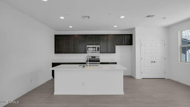 14625 W SAND HILLS Road, Surprise, AZ 85387