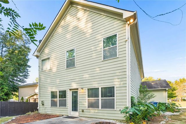 1589 Habershal Drive NW, Atlanta, GA 30318