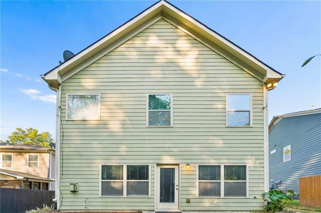 1589 Habershal Drive NW, Atlanta, GA 30318