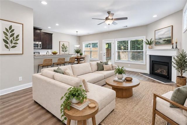 1589 Habershal Drive NW, Atlanta, GA 30318