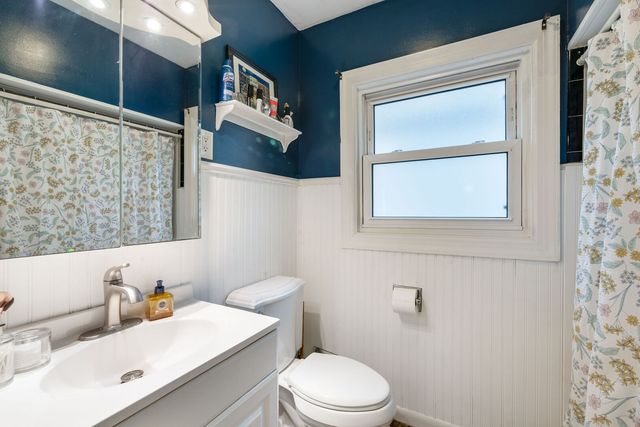 4241 Washington Street, Downers Grove, IL 60515