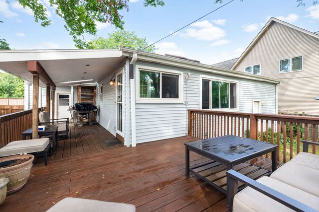4241 Washington Street, Downers Grove, IL 60515
