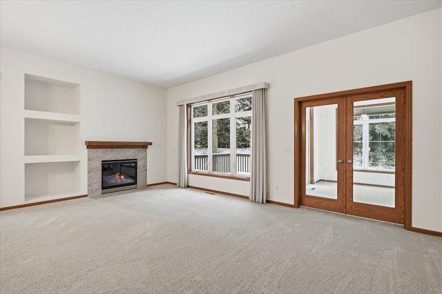 10395 Lancaster Cove, Woodbury, MN 55129