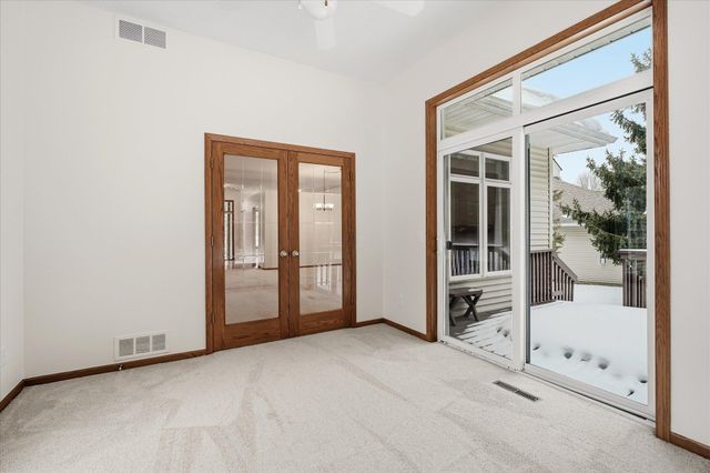 10395 Lancaster Cove, Woodbury, MN 55129