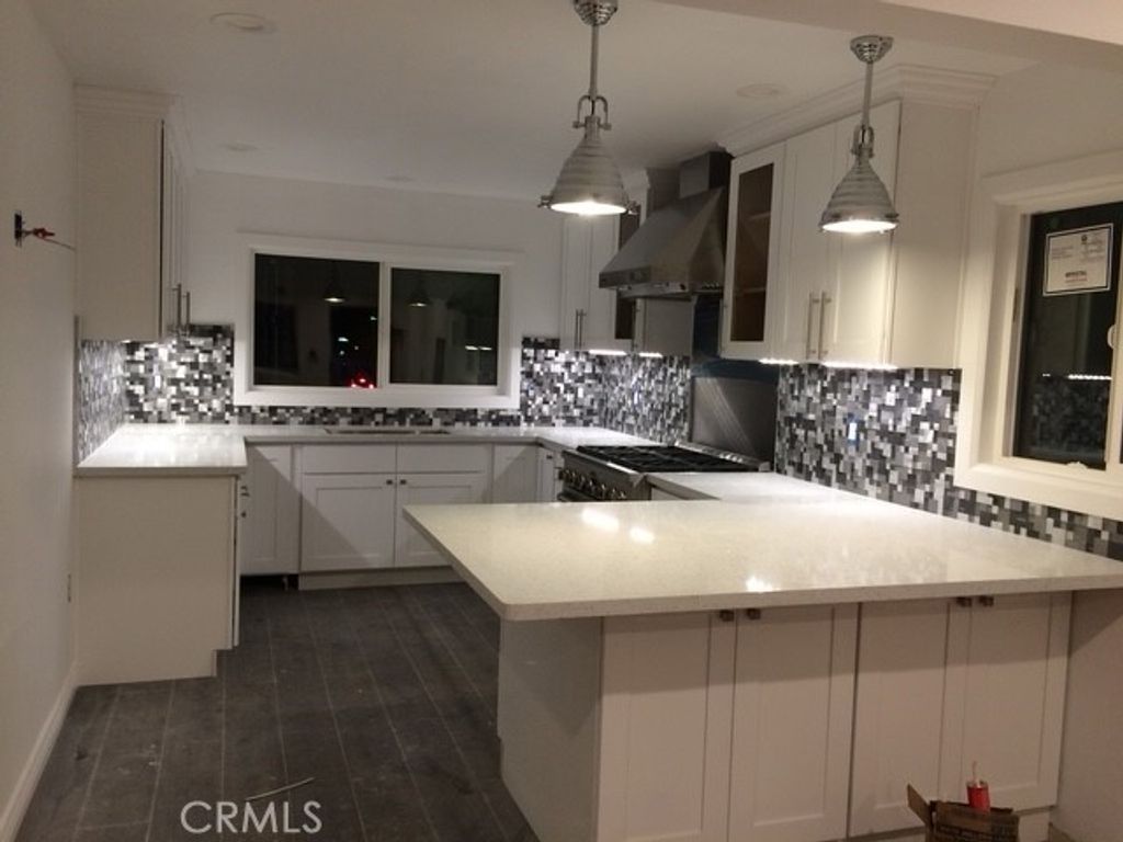907 Electric, Seal Beach, CA 90740 — photo 2