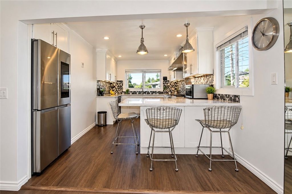 907 Electric, Seal Beach, CA 90740 — photo 4