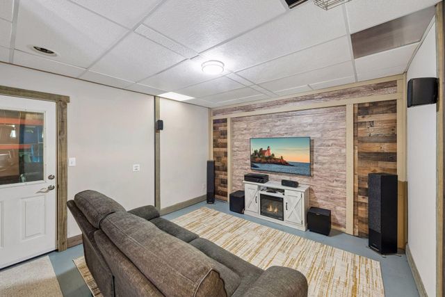4569 Shoreline Drive, Spring Park, MN 55384