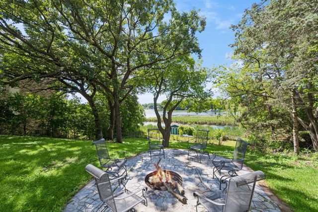 4569 Shoreline Drive, Spring Park, MN 55384