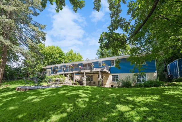 4569 Shoreline Drive, Spring Park, MN 55384