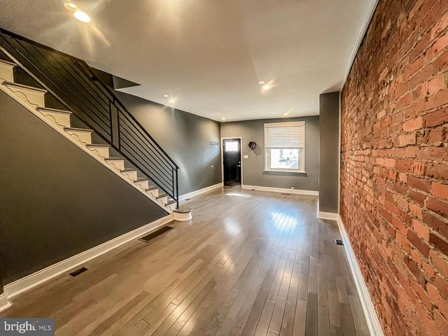 2866 CEDAR ST, Philadelphia, PA 19134