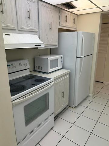 250 NE 20th Street 123s, Boca Raton, FL 33431