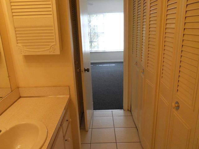 250 NE 20th Street 123s, Boca Raton, FL 33431