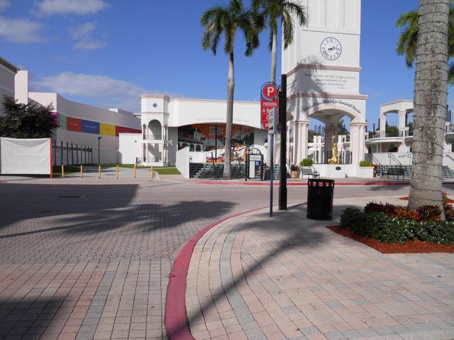 250 NE 20th Street 123s, Boca Raton, FL 33431