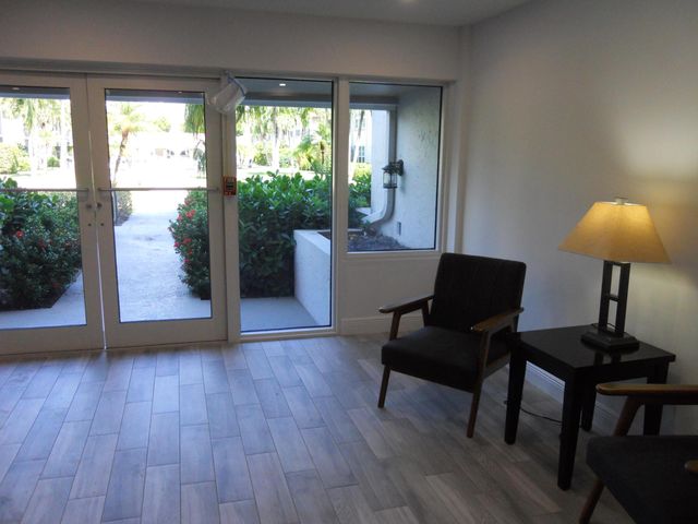250 NE 20th Street 123s, Boca Raton, FL 33431