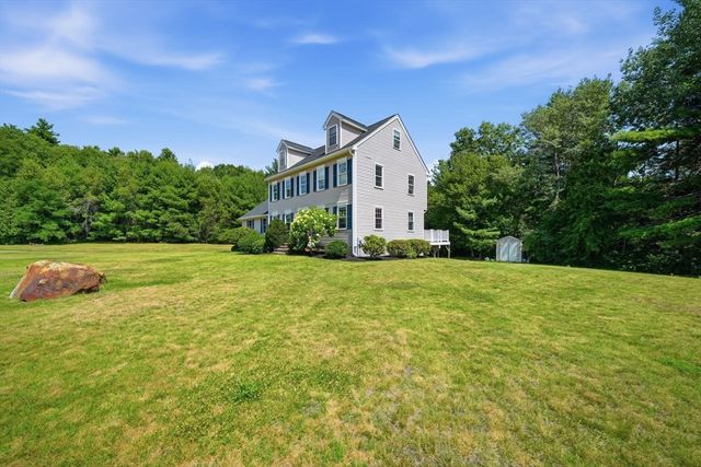 4 Brookview Circle, Tyngsborough, MA 01879