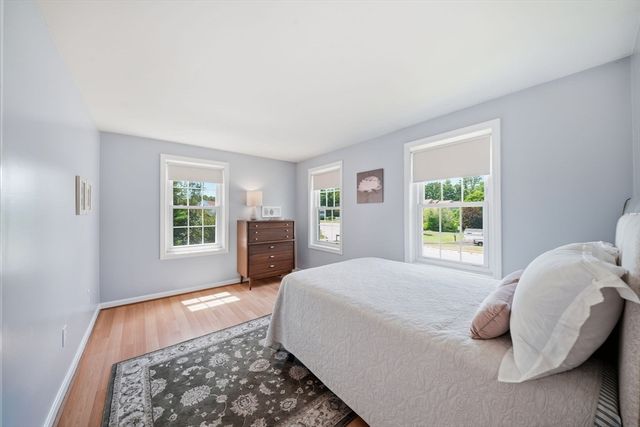 4 Brookview Circle, Tyngsborough, MA 01879