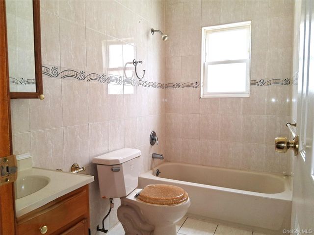 134-31 161ST Street, Jamaica, NY 11434