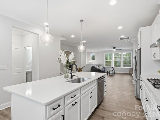 14010 Loyola Ridge Drive, Charlotte, NC 28277