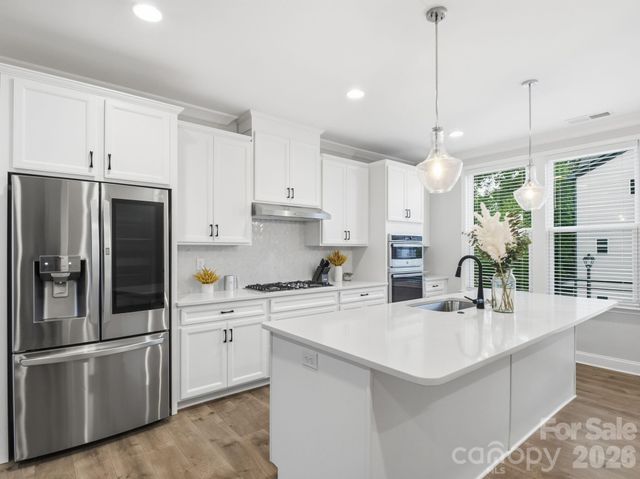 14010 Loyola Ridge Drive, Charlotte, NC 28277