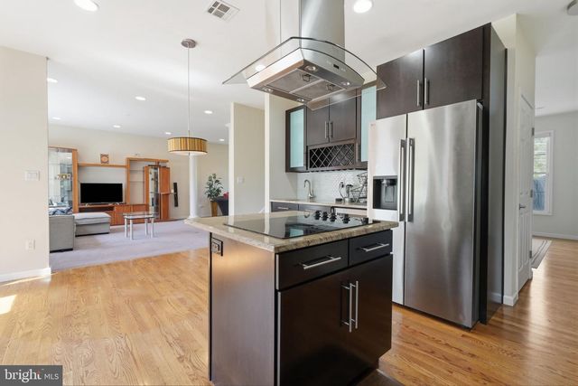 1935 HULMEVILLE RD, Bensalem, PA 19020
