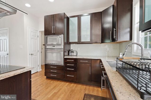 1935 HULMEVILLE RD, Bensalem, PA 19020