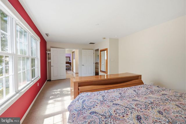 1935 HULMEVILLE RD, Bensalem, PA 19020