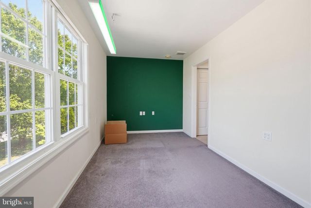 1935 HULMEVILLE RD, Bensalem, PA 19020