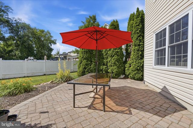 1935 HULMEVILLE RD, Bensalem, PA 19020