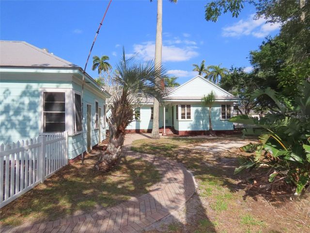 408 27TH STREET W, Bradenton, FL 34205