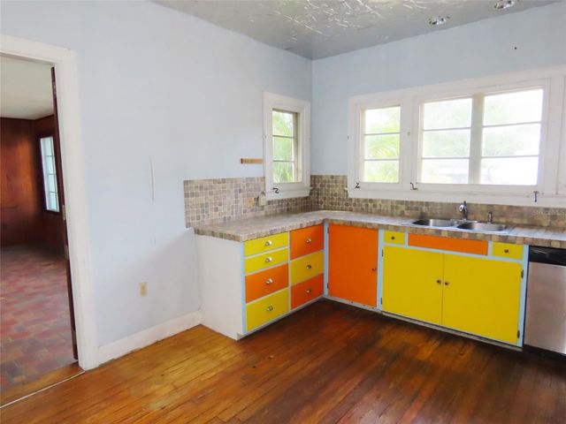 408 27TH STREET W, Bradenton, FL 34205