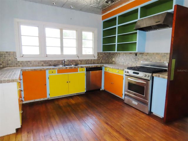 408 27TH STREET W, Bradenton, FL 34205