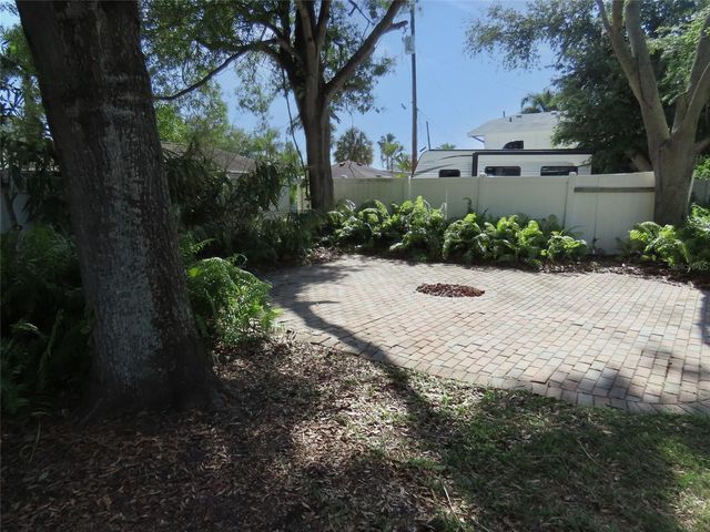 408 27TH STREET W, Bradenton, FL 34205