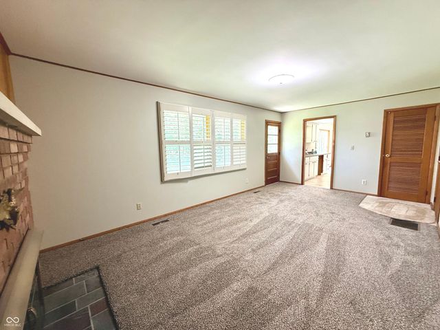 2005 W State Road 32, Crawfordsville, IN 47933