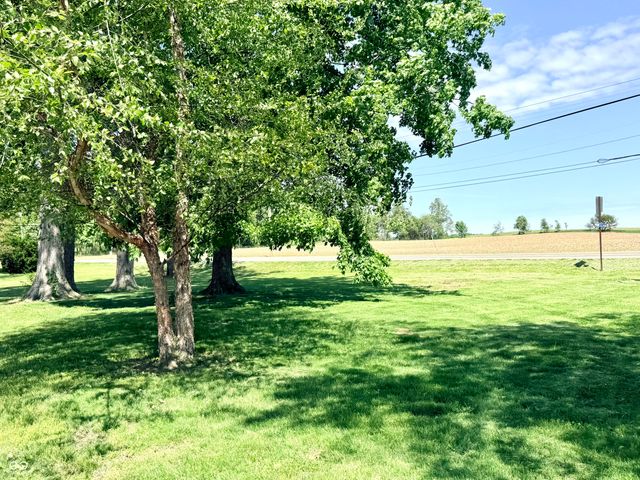 2005 W State Road 32, Crawfordsville, IN 47933