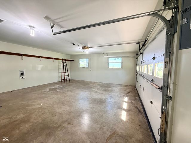 2005 W State Road 32, Crawfordsville, IN 47933