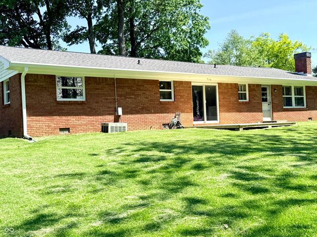 2005 W State Road 32, Crawfordsville, IN 47933