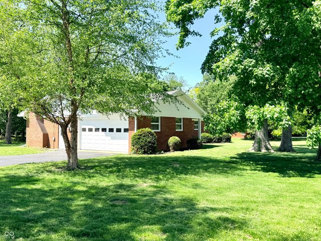 2005 W State Road 32, Crawfordsville, IN 47933