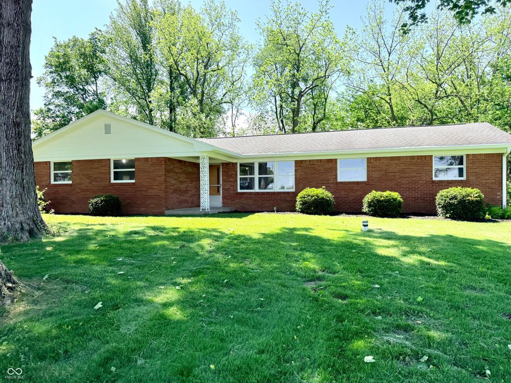 2005 W State Road 32, Crawfordsville, IN 47933