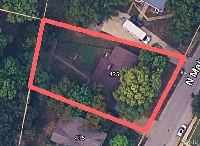 435 N Main Street, St Clair, MO 63077