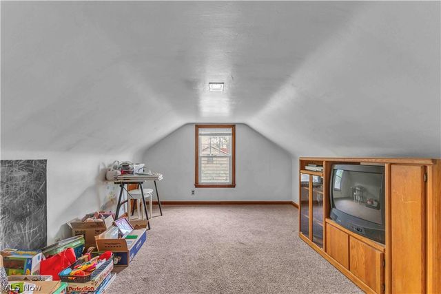 160 Rockdale Avenue, Youngstown, OH 44512