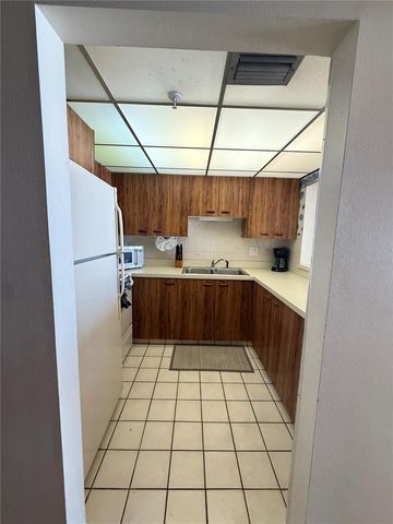 14950 GULF BOULEVARD 805, Madeira Beach, FL 33708