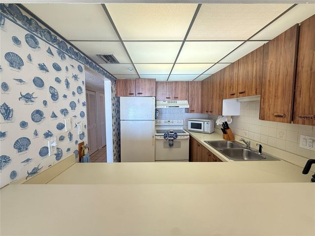 14950 GULF BOULEVARD 805, Madeira Beach, FL 33708